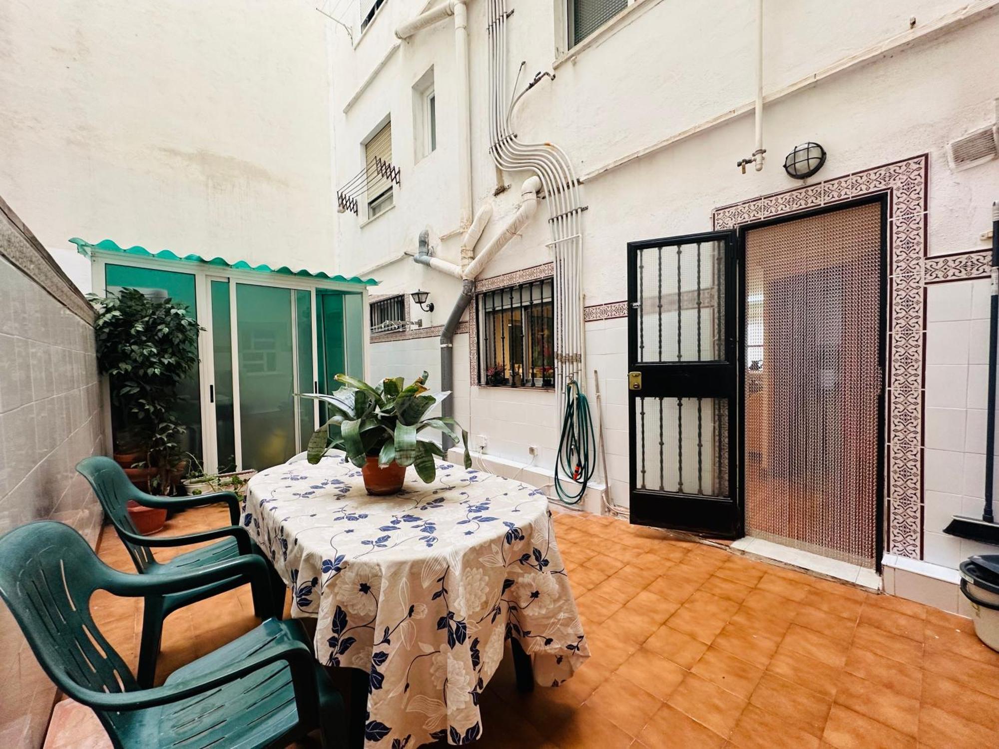 La Casa De Lili Acerca De Palacio De Musica Valencia Luaran gambar
